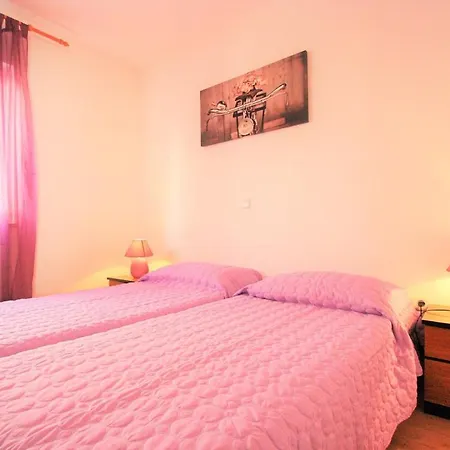 Mendikovic Guest house 3*