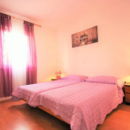 Guest house Mendikovic 3*